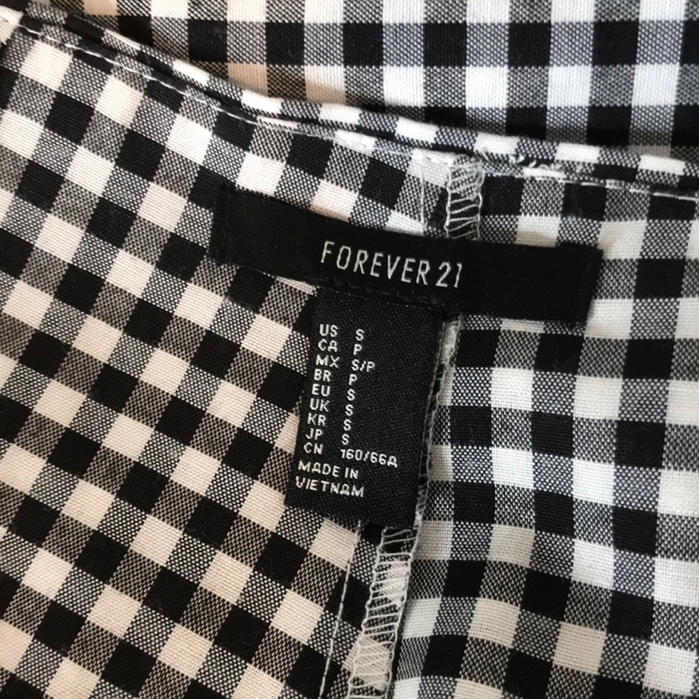 Forever 21 Ruffle Skort - Picture 3 of 3